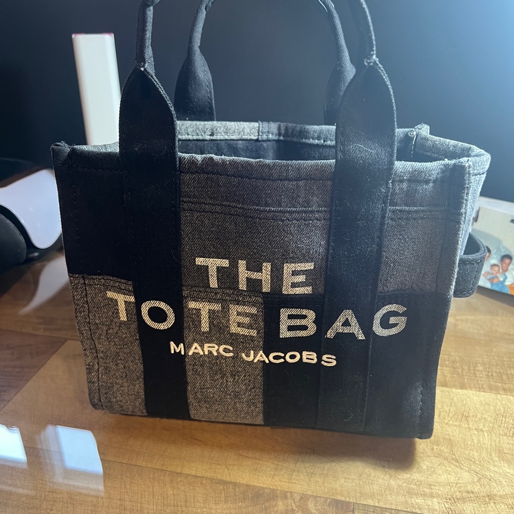 Marc Jacobs The Tote Bag in black Denim patchwork in the Mini size